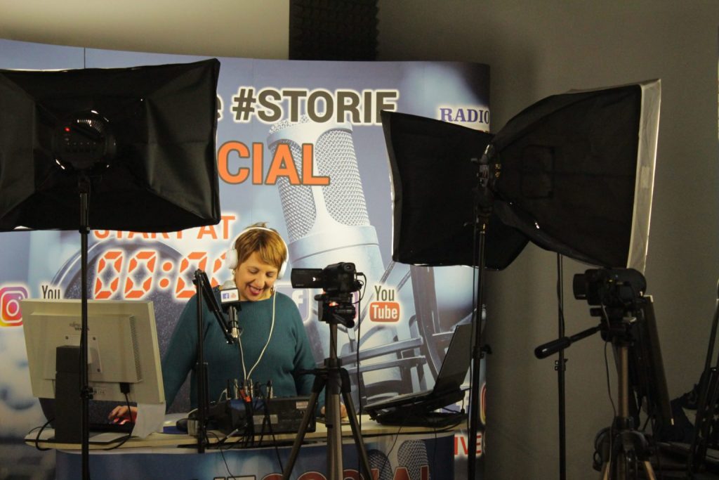 Live Social Radio - studi