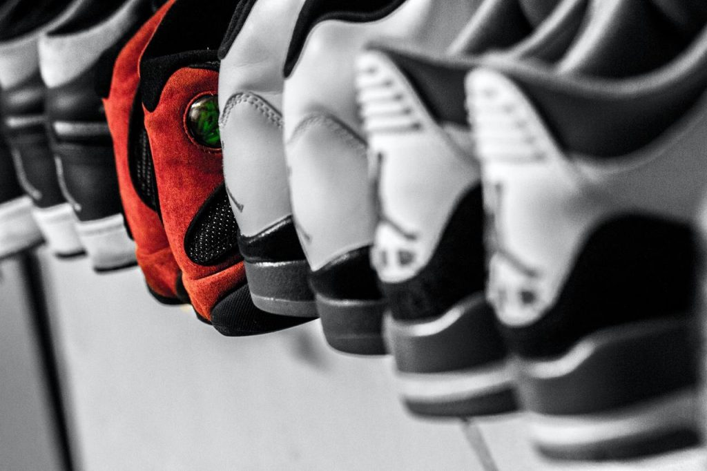 scarpe sportive hermes rivera OX en7CXMj4 unsplash