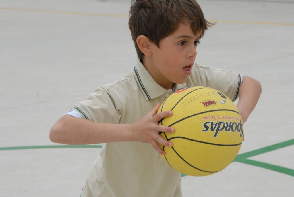 Pallacanestro a prato