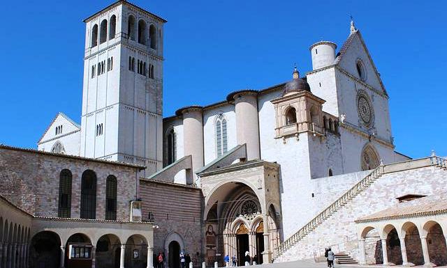 Assisi Foto di fausto manasse da Pixabay