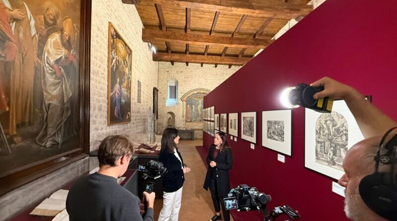 Gubbio protagonista su Rai3: “Bellitalia” dedica una puntata alla città e alla mostra su Francesco e Frate Lupo