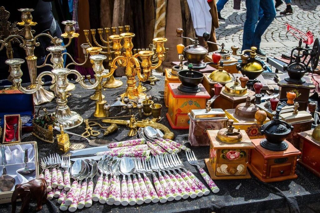 https://www.acquistoantiquariatomilano.it/