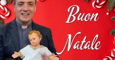Auguri di un Natale di Pace, Luce e Visita del Bambino Gesù