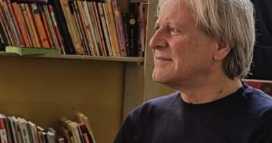 Ceneri e mandorli: la poesia di Michele Petullà tra memoria e pace