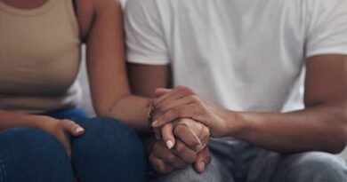 Comprendere i meccanismi della psicologia di coppia è fondamentale per risolvere conflitti e costruire relazioni sane. https://www.silvanamartino.it/