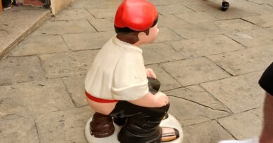 Il Caganer di Barcellona, la statuina più curiosa della Catalogna che porta fortuna