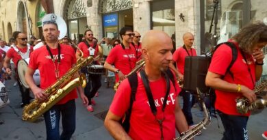 Quando la comunicazione rischia di stonare con la musica
