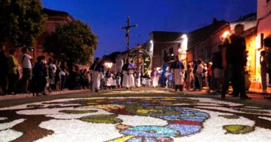 Splendore a Poggio Moiano: la 55ª infiorata artistica chiude tra petali, majorette e i sapori della pizzeria “Incontro” di Ester Angeloni
