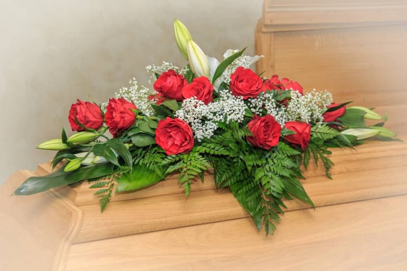 https://www.onoranzefunebrisacrovolto.it/
